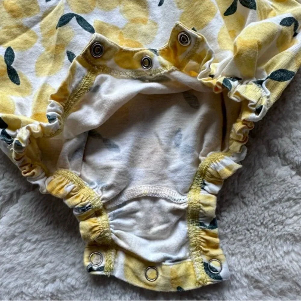 Tea Collection | White & Yellow Italy Piccoli Limoni Romper | Size 3/6 Months